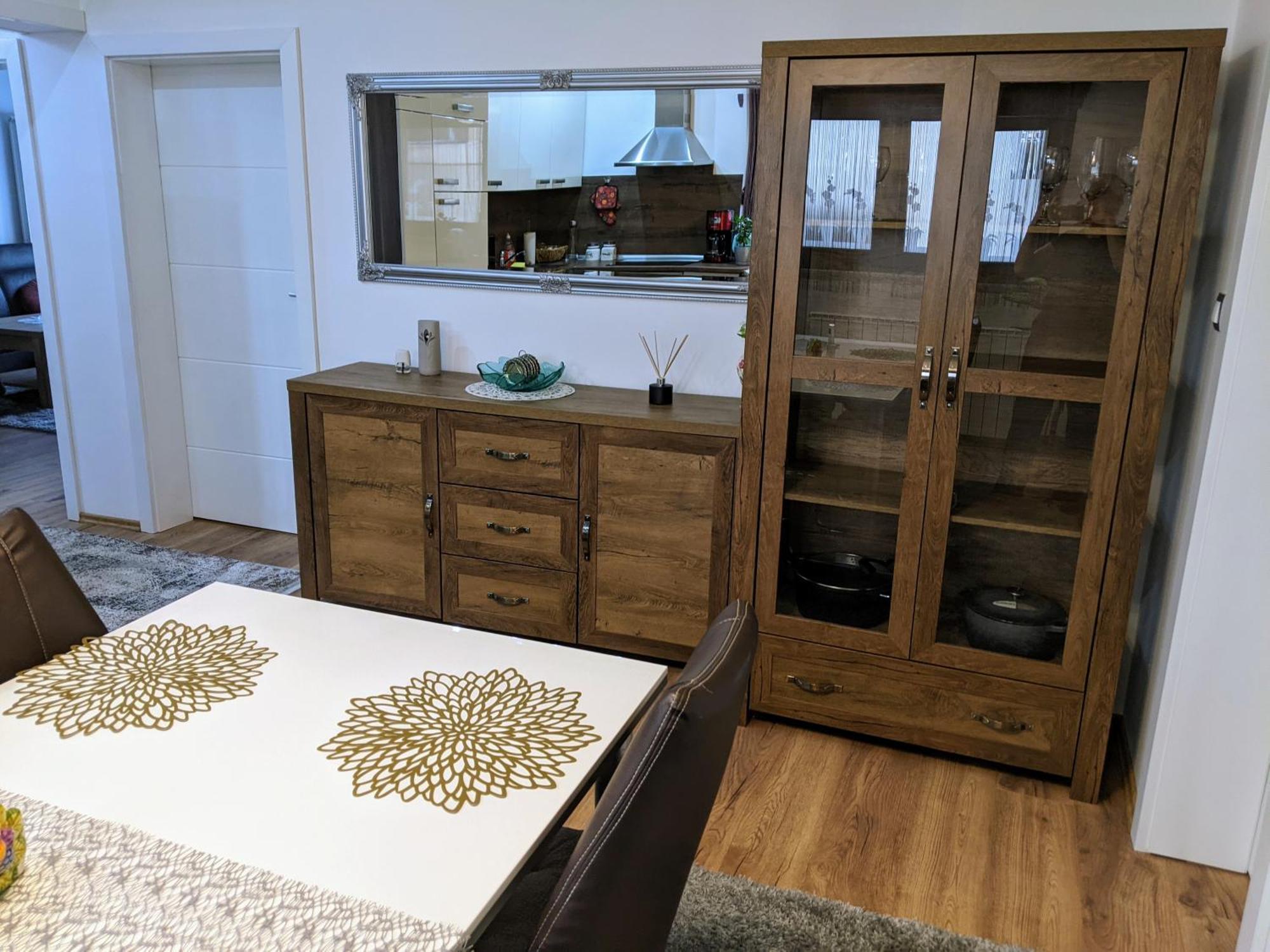 Apartmani Hrastik Bihać Esterno foto